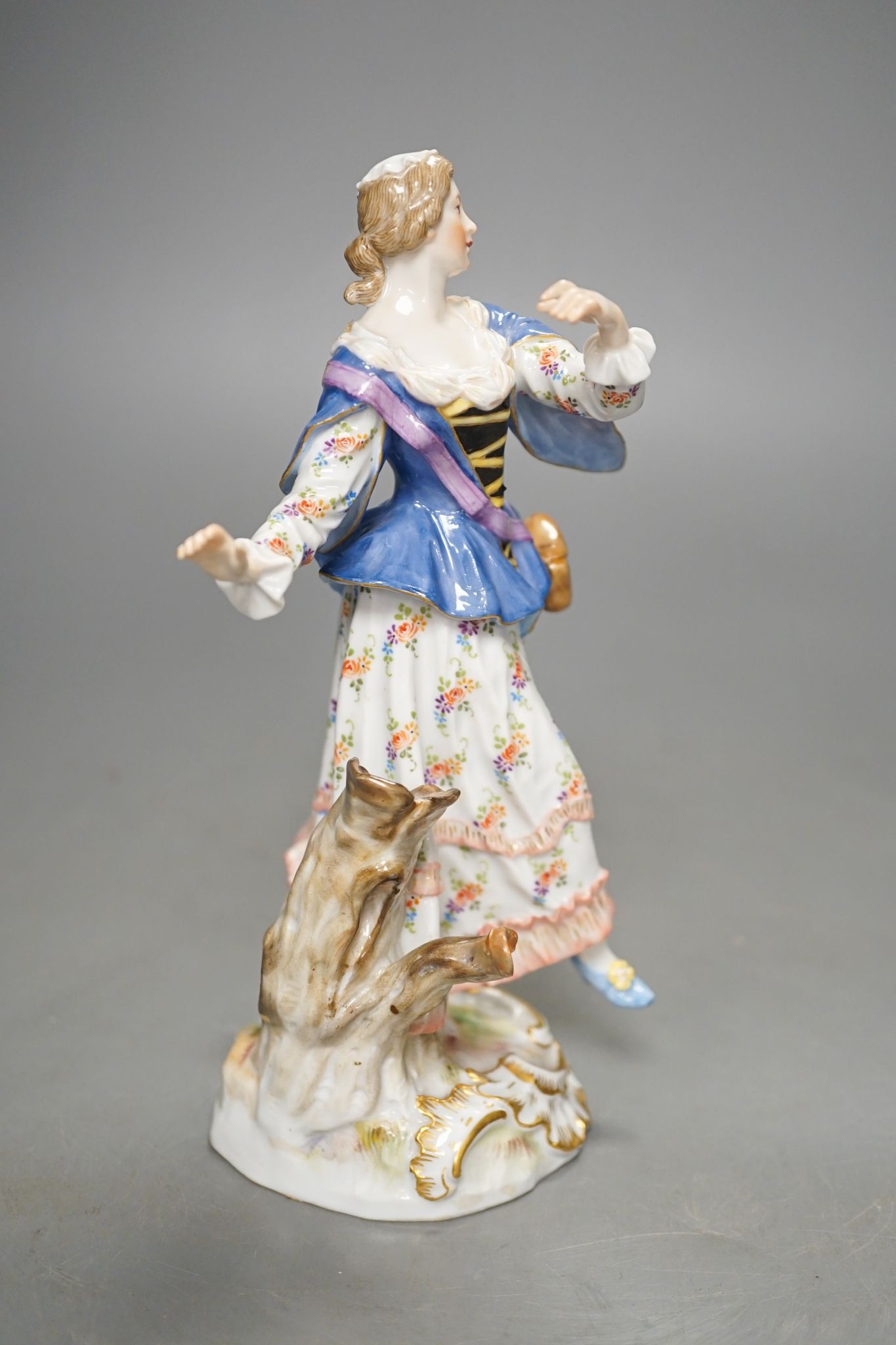 A Meissen figure of a lady, incised model 1984. 18cm tall